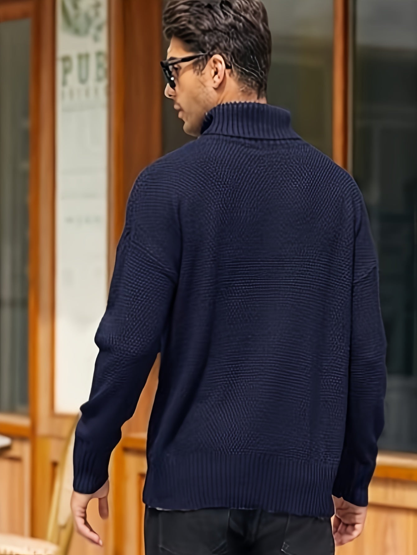 Leonardo | Men's Classic Cable Knit Turtleneck